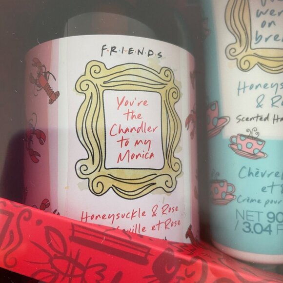 Friends TV Show Gift Set Featuring Tips To Toes Body Wash & Hand Balm + Trivia Q - Picture 7 of 12